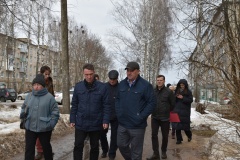 Сегодня в Гаврилов-Яме побывала рабочая группа по осуществлению мониторинга в сфере благоустройства, в состав которой входят сотрудники различных подразделений органов власти Ярославской области