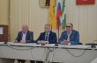Андрей Забаев вручил удостоверения участникам группы Губернаторского контроля