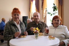 В городском Доме культуры состоялось праздничное мероприятие, посвященное Международному дню пожилого человека.