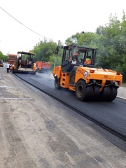 Глава района Андрей Сергеичев проверил ход работ по ремонту дороги на проезде Машиностроителей