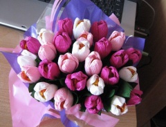 C 24 февраля по 20 марта 2014г. районная выставка «Весенняя симфония» (свит-дизайн)