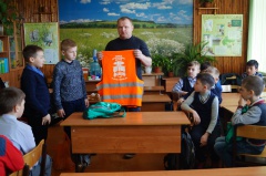 Третьеклассники средней школы № 3 встретились с инструкторами Ярославской общественной организации «ЯрСпас».