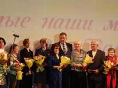 Нежные слова, добрые пожелания и признания в любви. Все это - маме. 