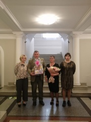 Многодетная семья из Гаврилов – Ямского муниципального района награждена медалью «За верность родительскому долгу»