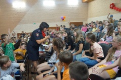 Госавтоинспекторы проводят профилактические мероприятия в летних загородных лагерях