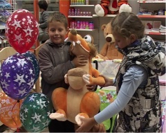 «Радамама» - такое говорящее название получил новый гипермаркет детских товаров.