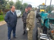 Глава района Андрей Сергеичев встретился с подрядчиком и проверил ход работ по ул. Калинина.