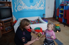 Ребята из подшефного детского дома вместе с сотрудниками Госавтоинспекции повторили правила дорожного движения, приняли участие в региональной кампании МОЛОДЕЖЬ#ЗА#БЕЗОПАСНОСТЬ и получили поздравления с наступающим праздником 8 Марта.